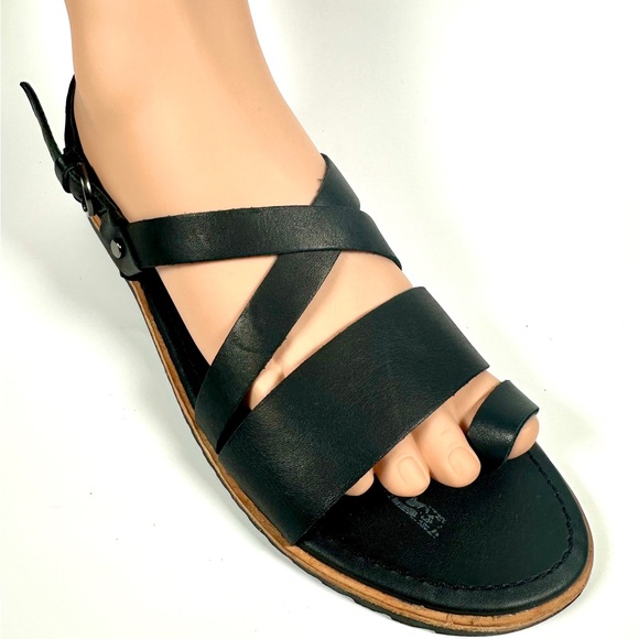 Sorel Shoes - Sorel Ella Criss Cross Women's Sandals